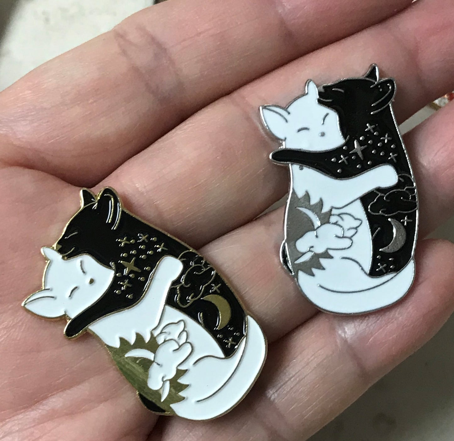 Day and Night Hugging Cat enamel Pin Silver