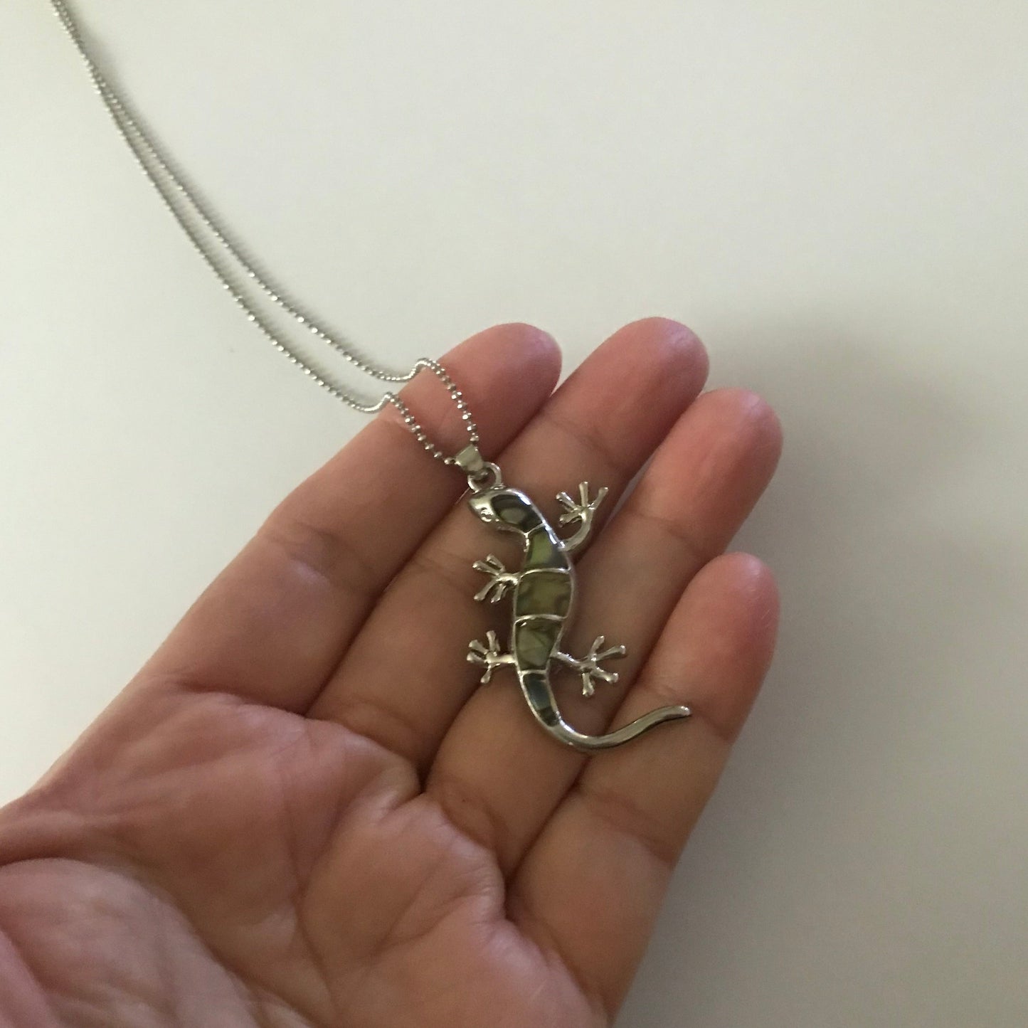Lizard pendant charm necklace