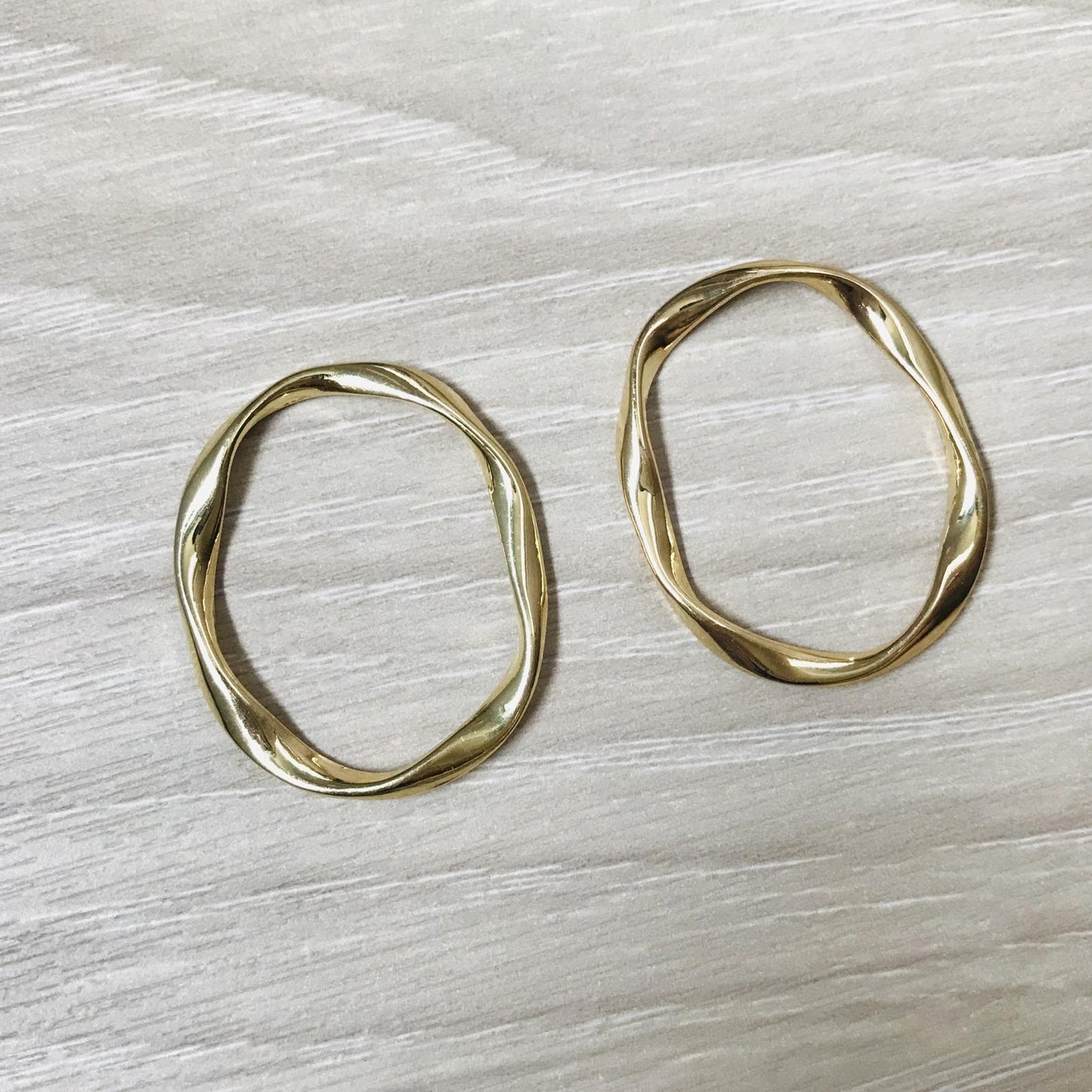 4 Gold Oval Circle Geometric charm Earring Finding