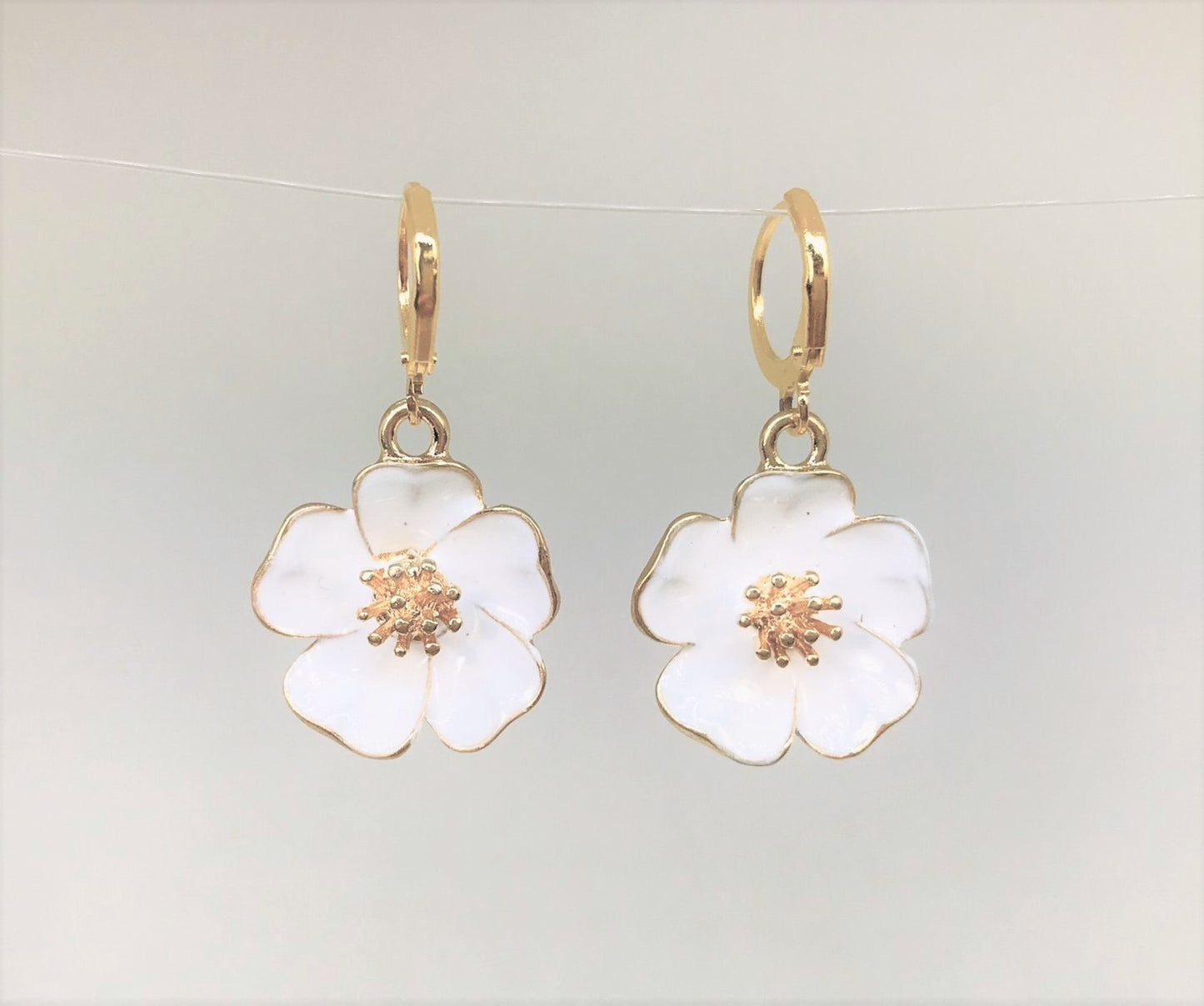 Wholesale Sakura Flower Leverback Earrings