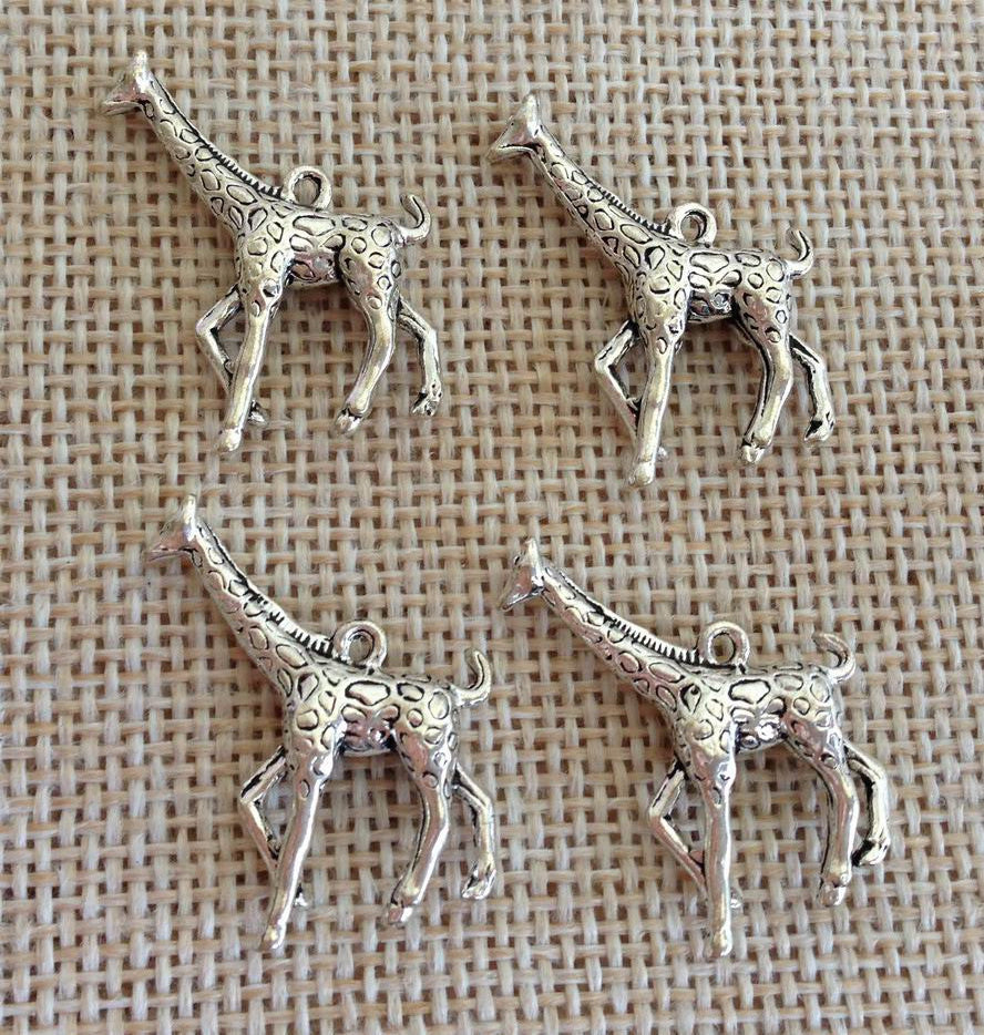 5 Pieces Giraffe Charms wholesale