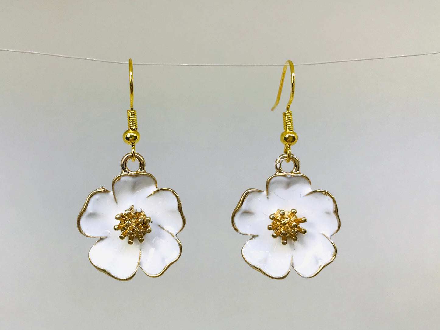 Wholesale Sakura Flower Leverback Earrings